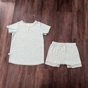 Kids Short Sleeve Pajama Set - Light Mint Wave Print